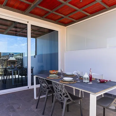 Casa Daniela Lanzarote Piscina Climatizada, Barbacoa Y Wifi Free Villa *